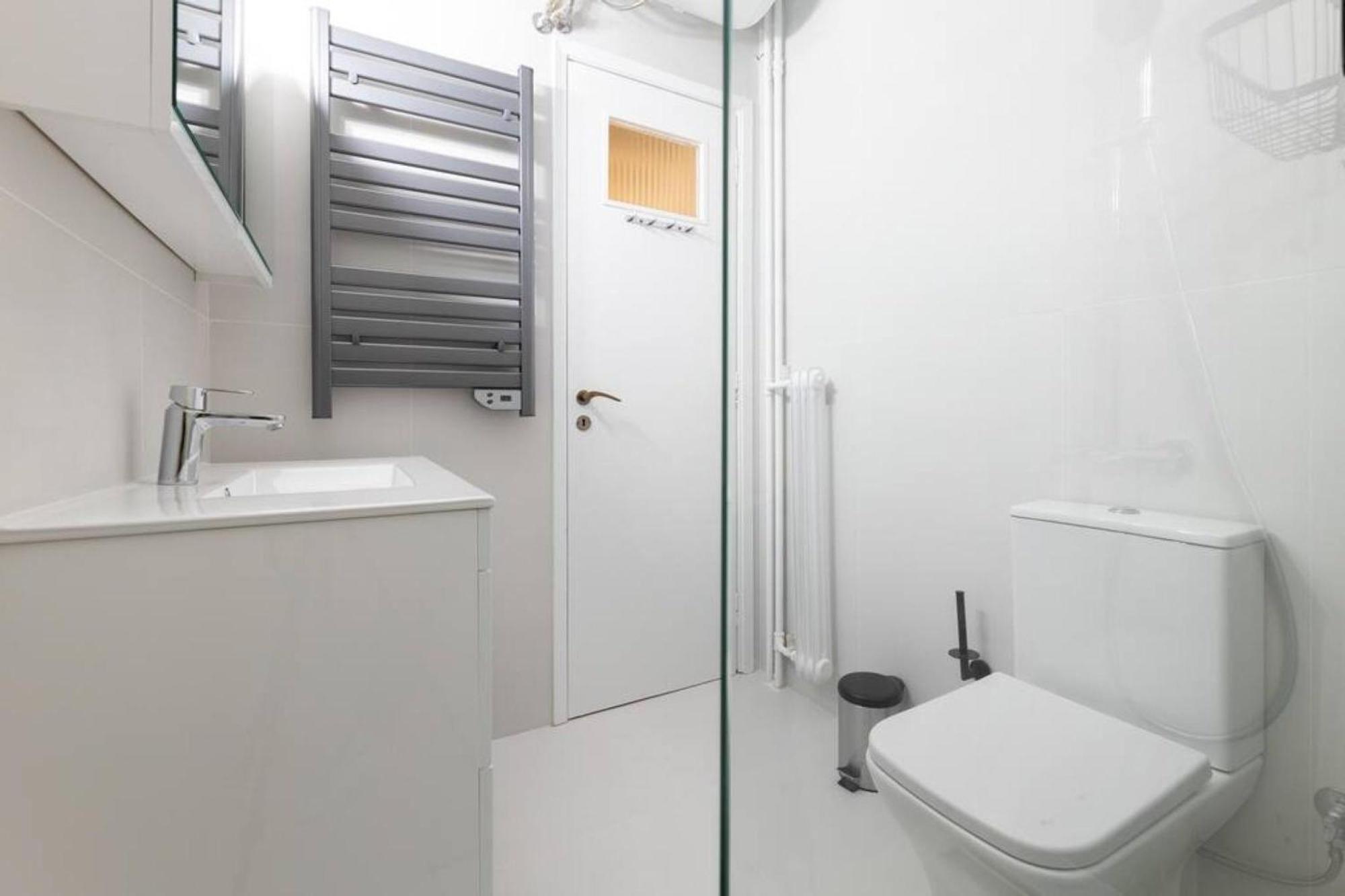 Amfitritis Family Lux Apartment At Palaio Faliro Athen Exterior foto
