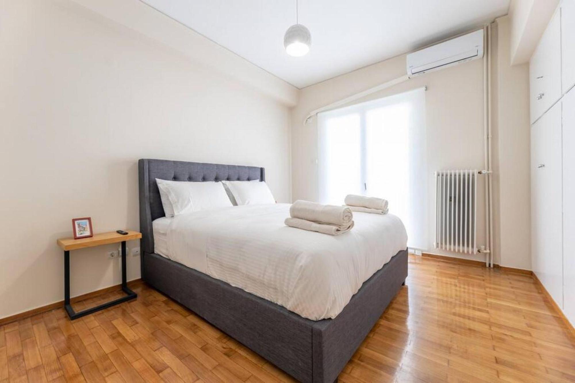 Amfitritis Family Lux Apartment At Palaio Faliro Athen Exterior foto