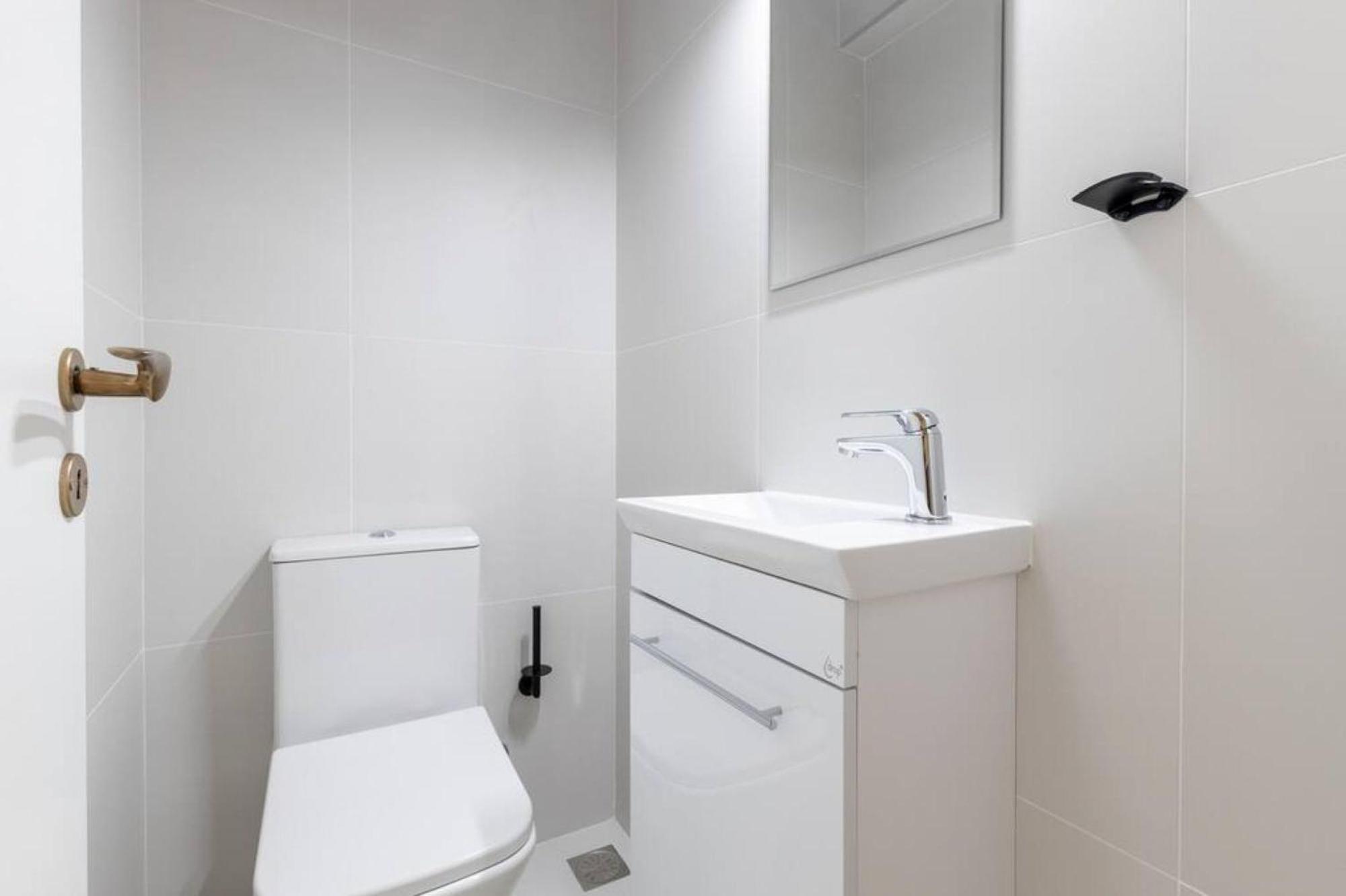 Amfitritis Family Lux Apartment At Palaio Faliro Athen Exterior foto