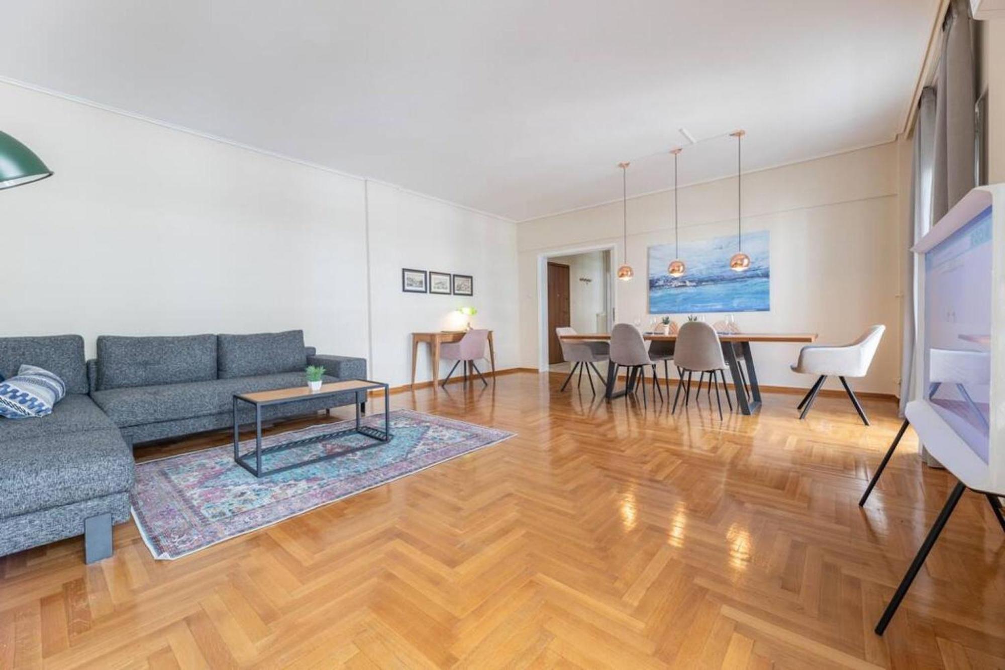 Amfitritis Family Lux Apartment At Palaio Faliro Athen Exterior foto