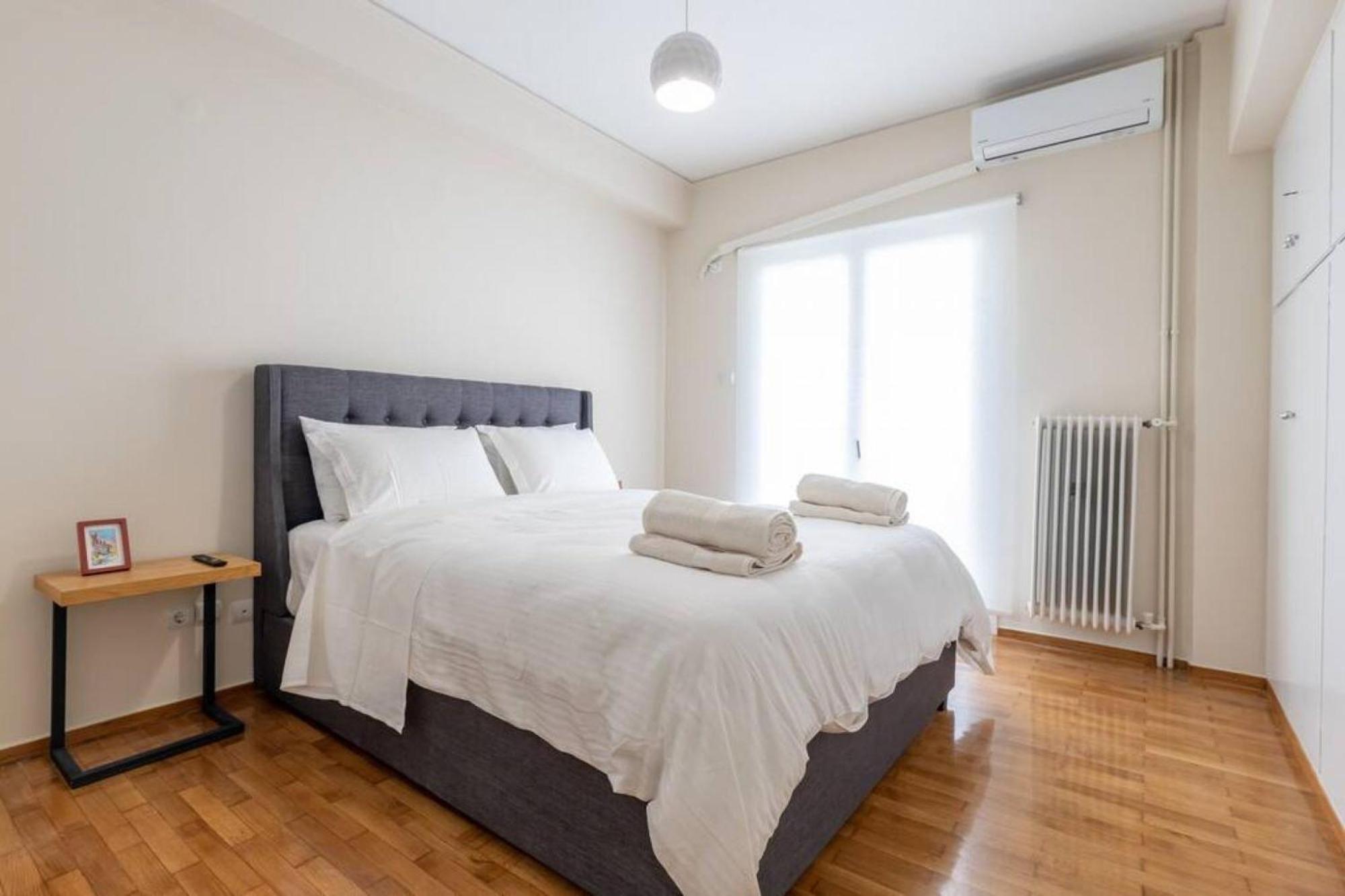 Amfitritis Family Lux Apartment At Palaio Faliro Athen Exterior foto