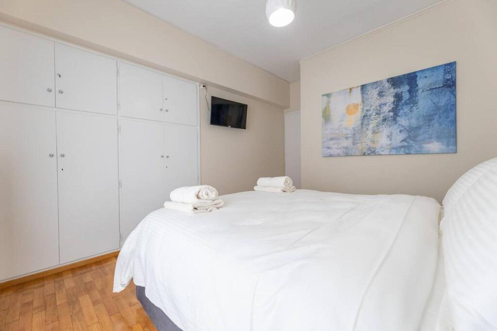 Amfitritis Family Lux Apartment At Palaio Faliro Athen Exterior foto