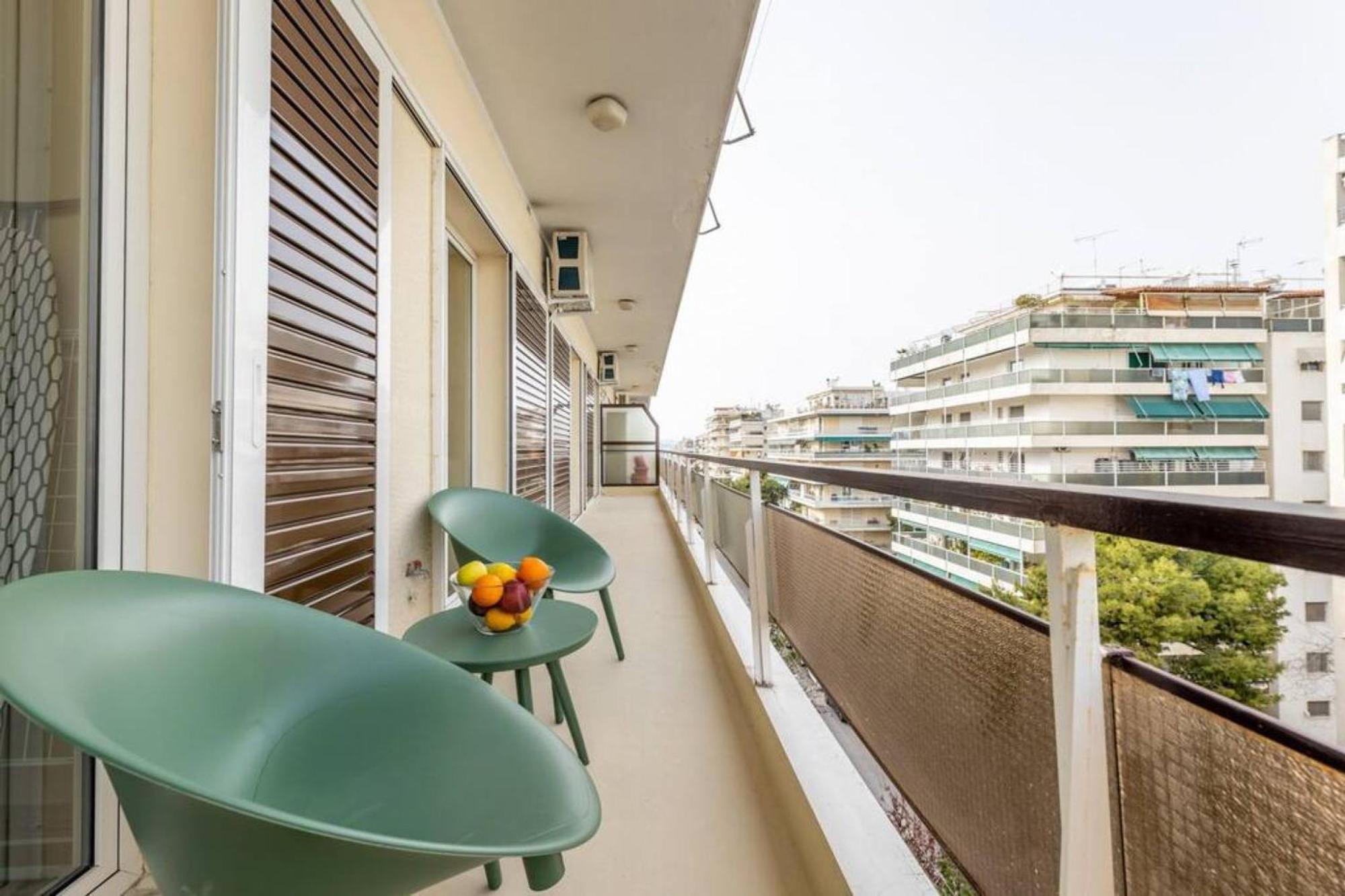 Amfitritis Family Lux Apartment At Palaio Faliro Athen Exterior foto